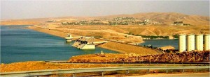 Mosul Dam. Photo by U.S. Army Corps of Engineers (public domain) via Wikimedia Commons