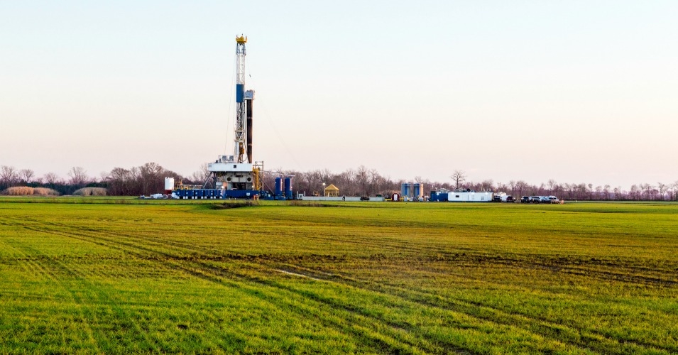 "This is yet another example of the state attempting to lure the fracking industry to North Carolina over the objection of those who would be most directly impacted," said Brooks Rainey Pearson, a staff attorney with the Southern Environmental Law Center. (Photo: Daniel Foster/cc/flickr)