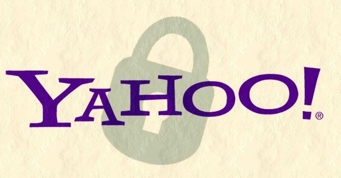 Snowden and others react to new allegations that Yahoo scanned all of its customers incoming emails last year on behalf of the government. (Image: Esther Vargas/flickr/cc)
